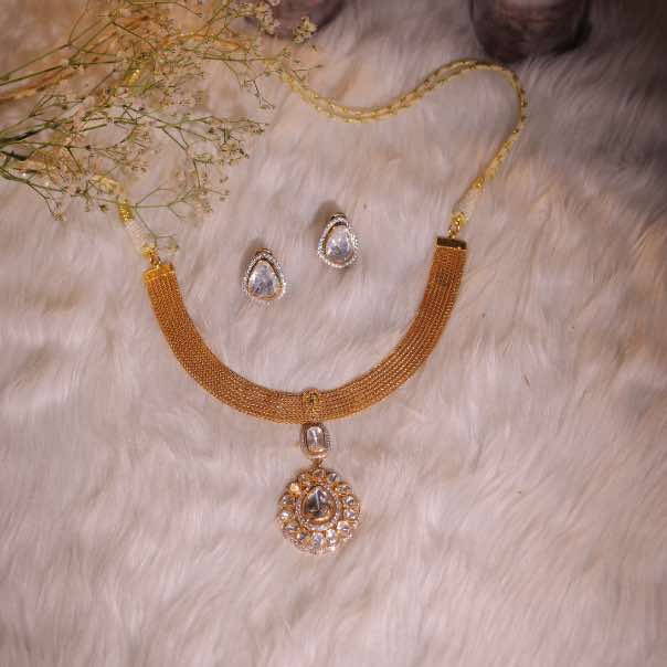 GOLDEN MOISSONITE POLKI NECKLACE