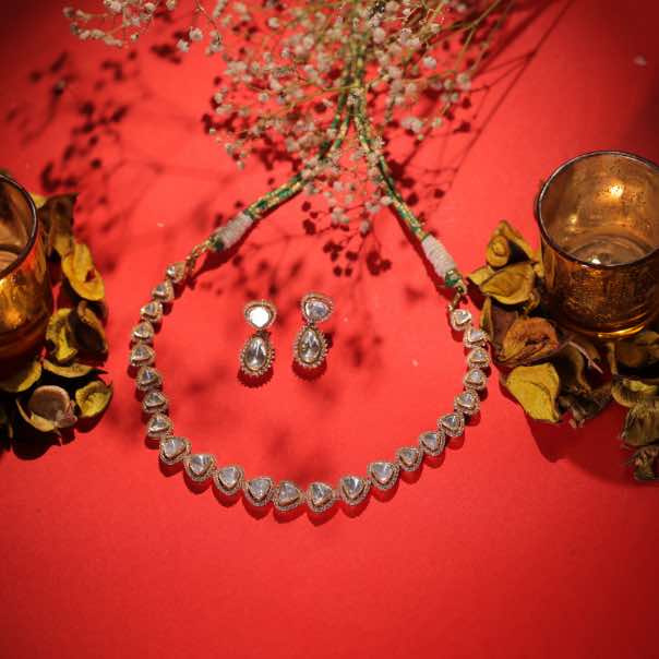 BEAUTIFUL MOISSANITE POLKI STRING