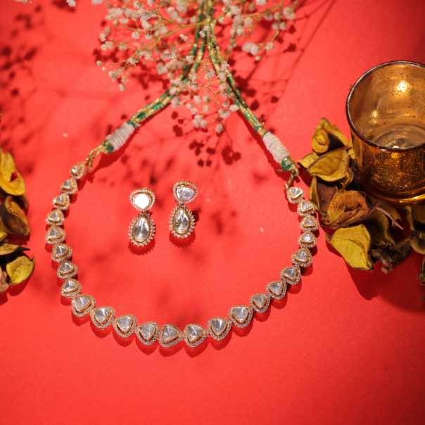 BEAUTIFUL MOISSANITE POLKI STRING