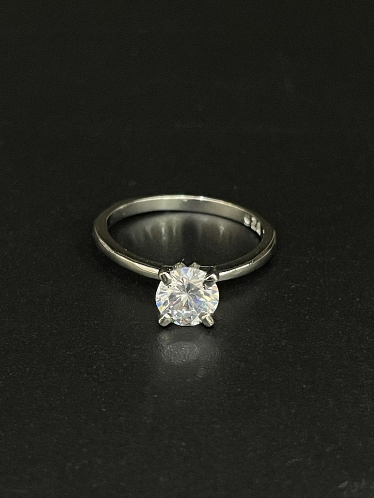 CLASSIC SOLITAIRE PURE SILVER RING - Olivearajewels