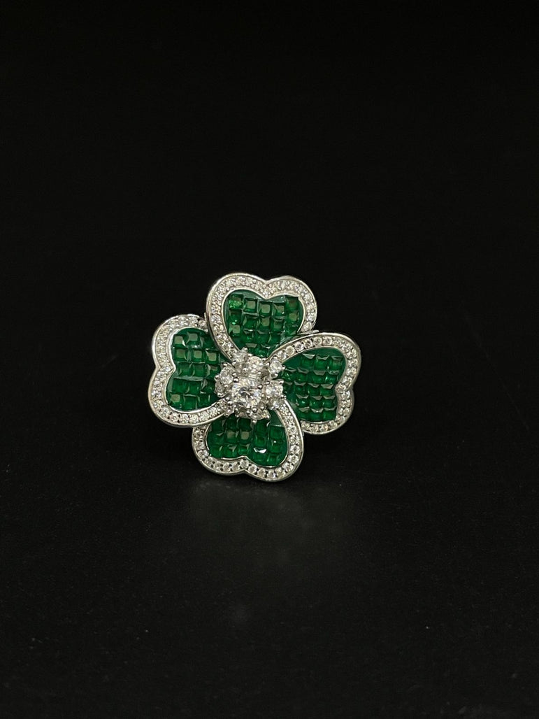 BEAUTIFUL COCKTAIL GREEN COLOR FLOWER PURE SILVER RING - Olivearajewels