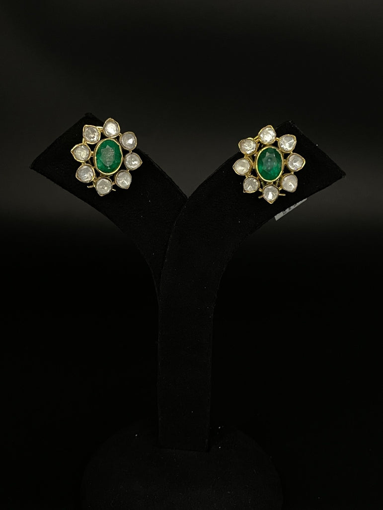 GREEN STONE PURE SILVER POLKI STUDS - Olivearajewels