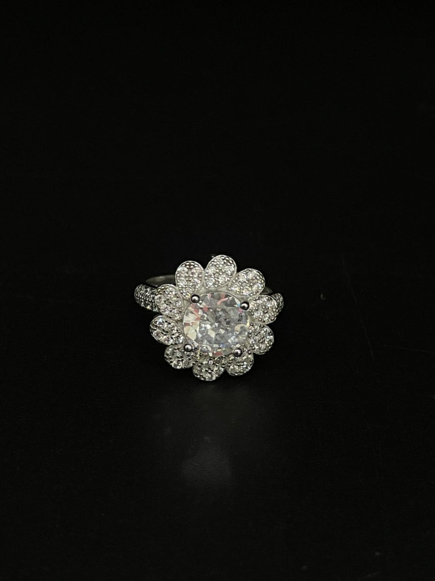 BEAUTIFUL FLOWER SHAPE PENDANT CUM RING IN PURE SILVER