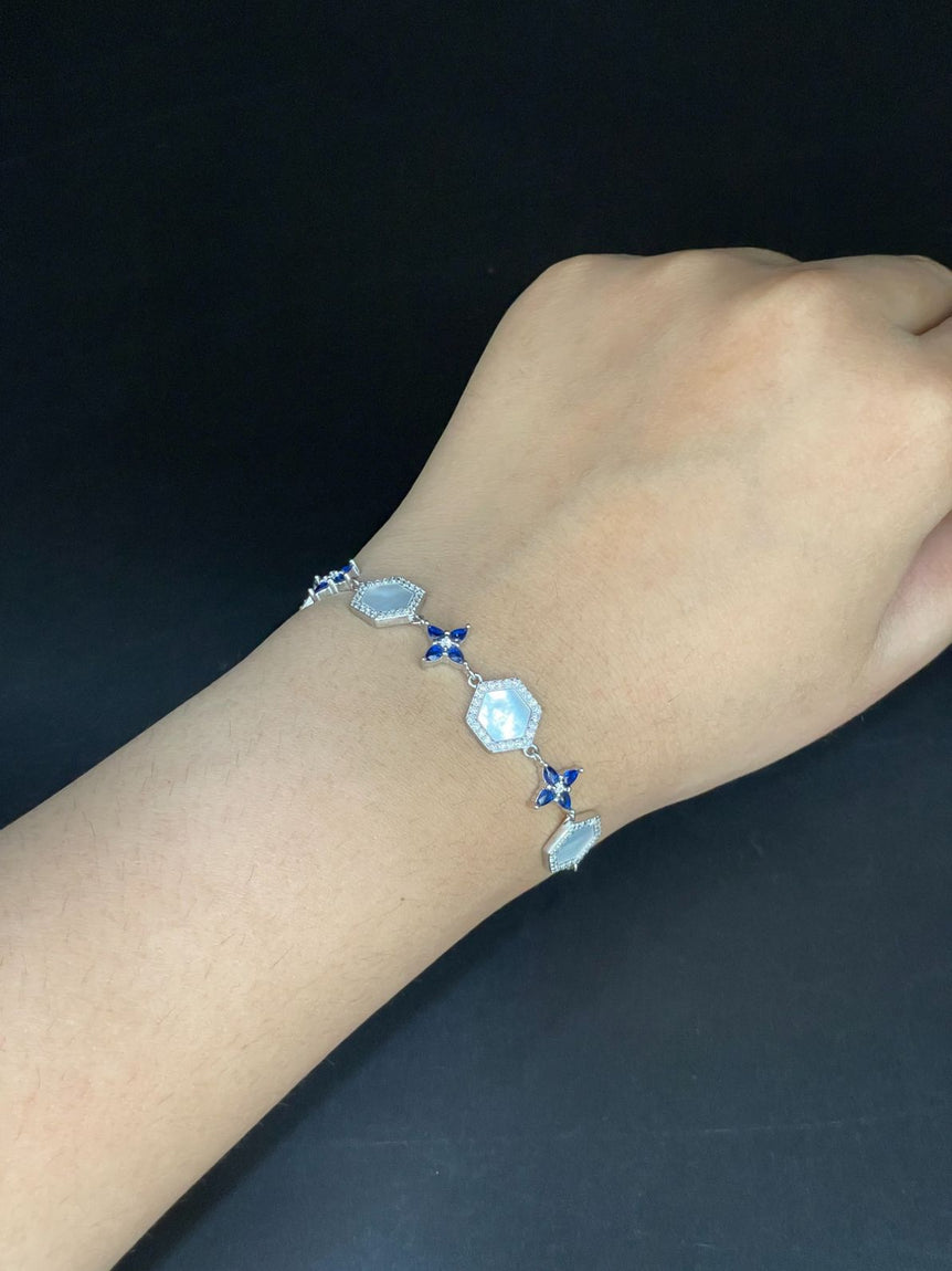STYLISH BLUE FLOWER DESIGN WITH HEXAGONS PURE SILVER BRACELET