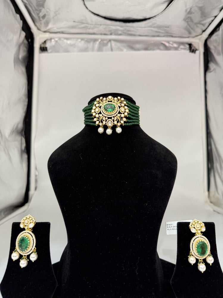 ELEGANT GREEN PURE SILVER CHOKER SET - Olivearajewels
