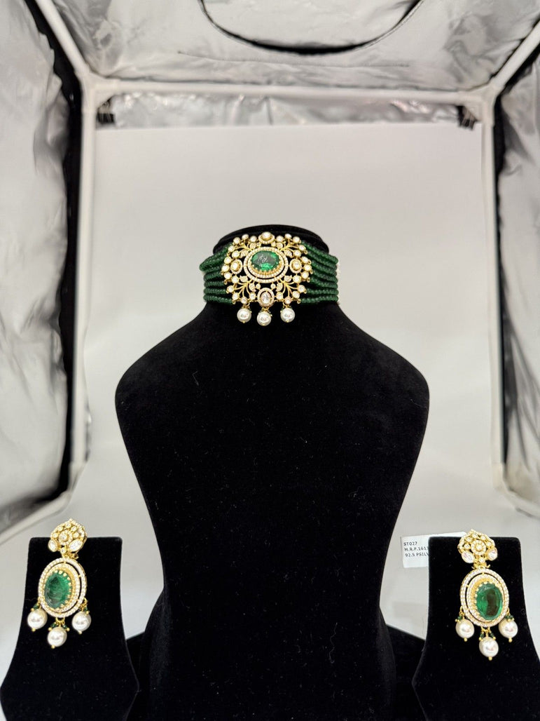 ELEGANT GREEN PURE SILVER CHOKER SET - Olivearajewels