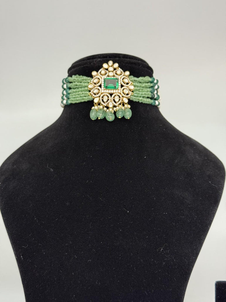 GREEN PURE SILVER CHOKER WITHOUT EARRINGS